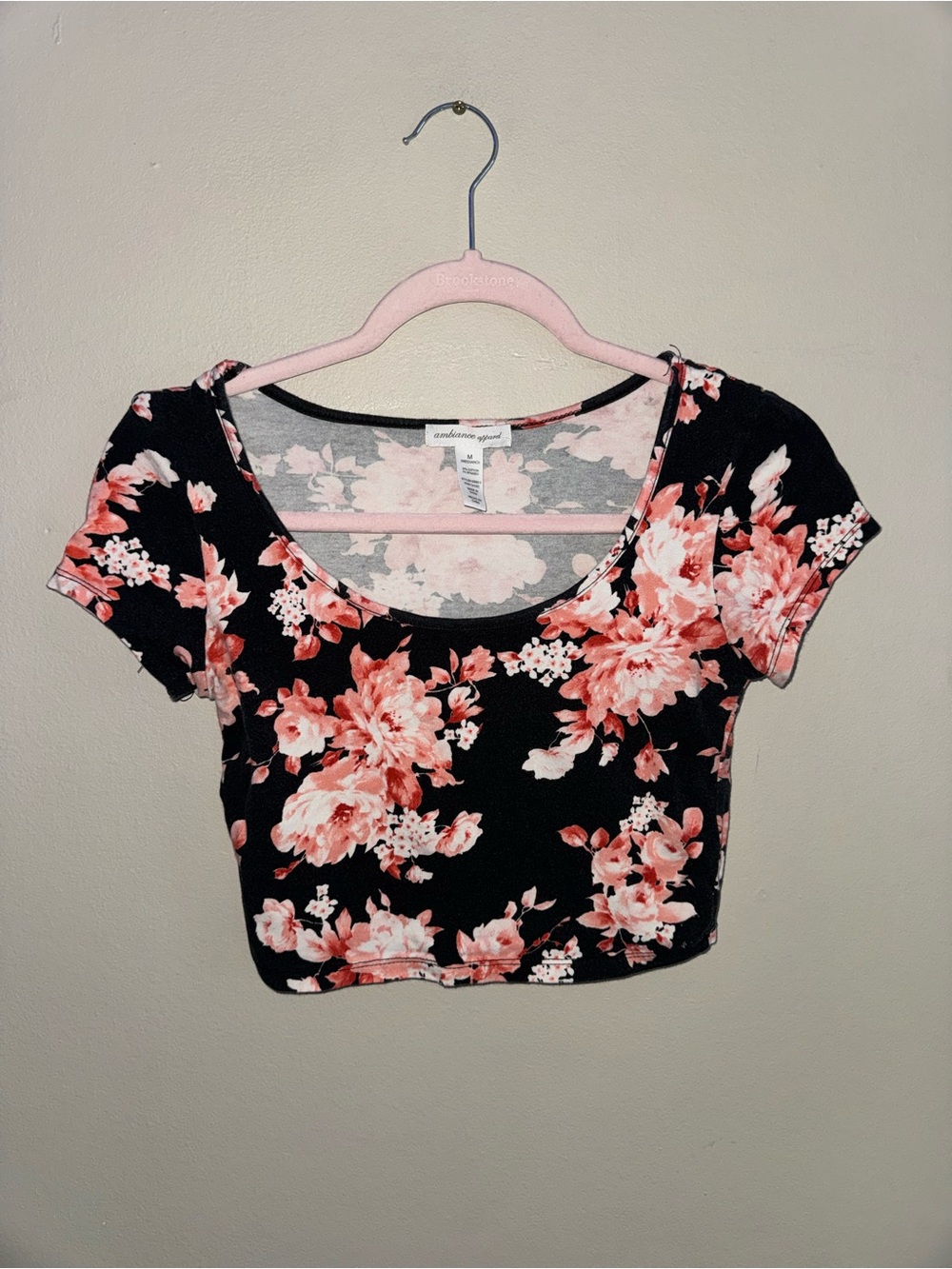 Ambiance apparel, floral crop top, size medium